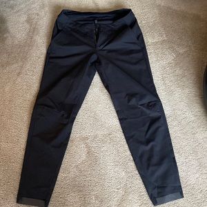 Lululemon commission pants